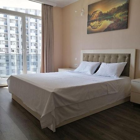 City Centre Apartment Batumi Exterior photo